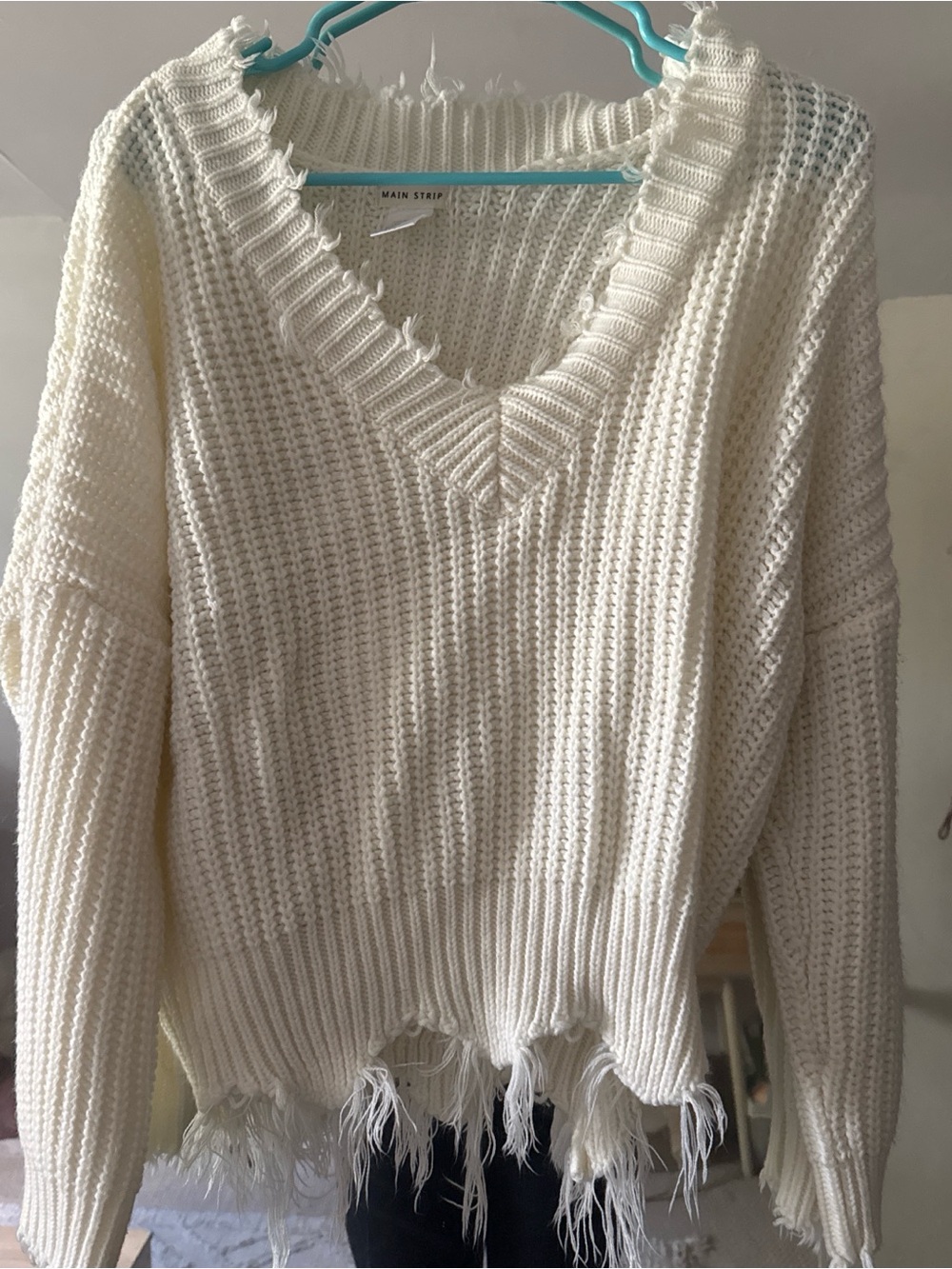 Main Strip Cream Distressed V-Neck Chunky Knit Sweater